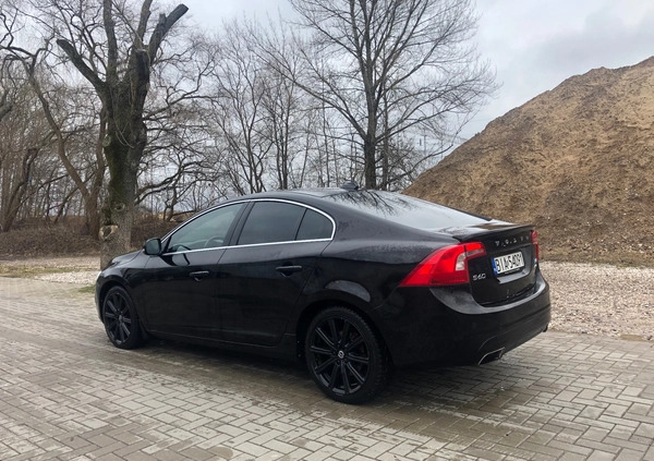 Volvo S60 cena 79999 przebieg: 160000, rok produkcji 2014 z Białystok małe 154